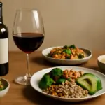 Vino e cucina vegan: quali varietà esaltano davvero i piatti senza ingredienti animali?